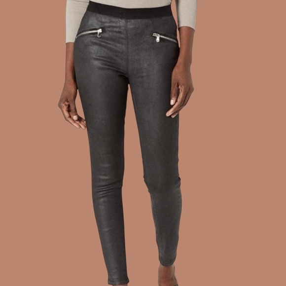 NWT Blank NYC Black Coated Denim Pull-On Zipper Detail Legging Size 25 - Picture 3 of 16